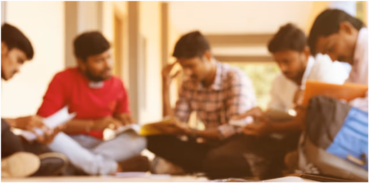 ஆசிரியர் தேர்வு வாரியத்தின் புதிய அறிவிப்பு: தமிழ்வழி மாணவர்களுக்குக் கிடைத்திருக்கும் அரிய வாய்ப்பு!