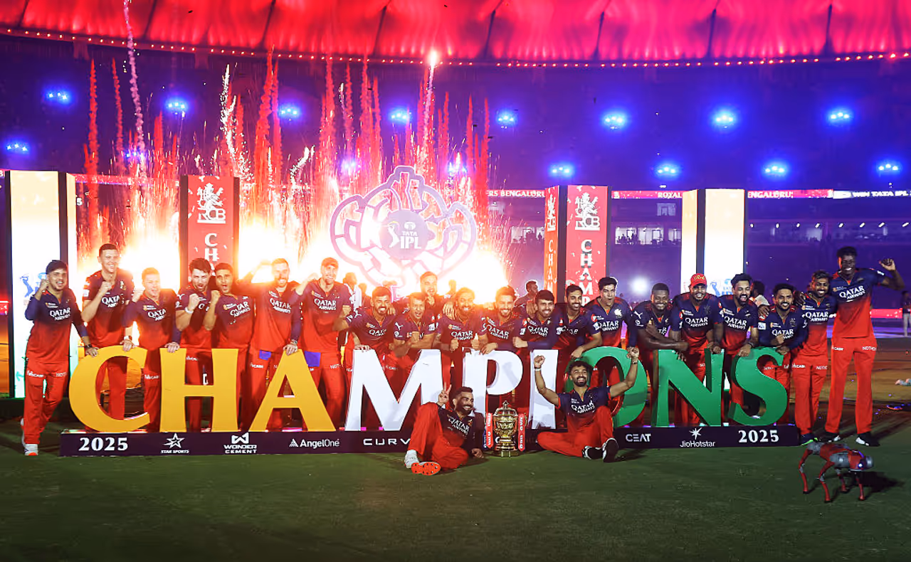 பெங்களூரு சின்னசாமி மைதானம்