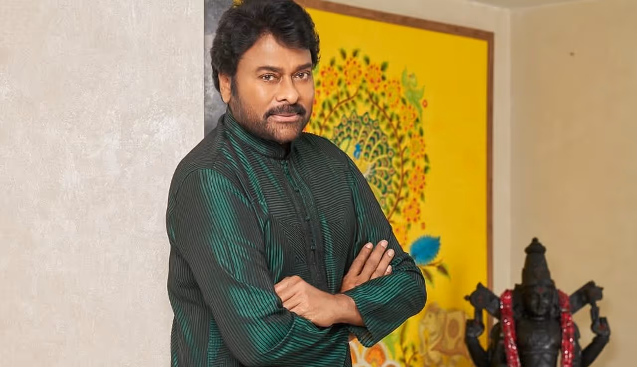 ಸೋಲೋ ಆಗಿ ಮೆಗಾಸ್ಟಾರ್ ಆದ ಚಿರು ಸೋಲೋ ಆಗಿ ಮೆಗಾಸ್ಟಾರ್ ಆದ ಚಿರು