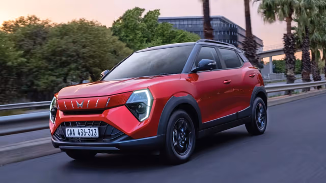 Mahindra XUV3OO REVX Launch Mahindra XUV3OO REVX Launch