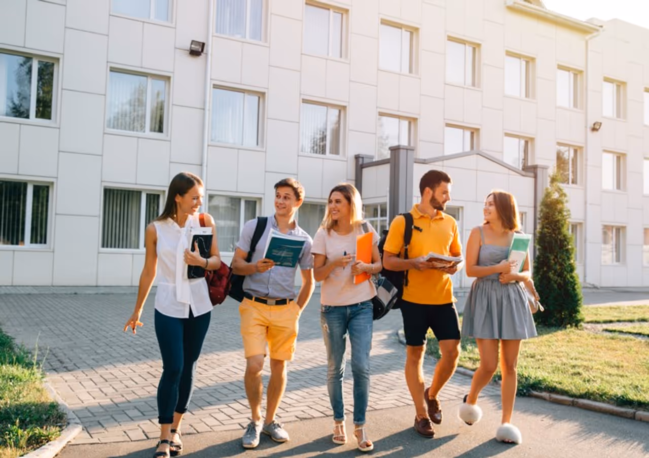 విదేశీ విద్య అవకాశాలు