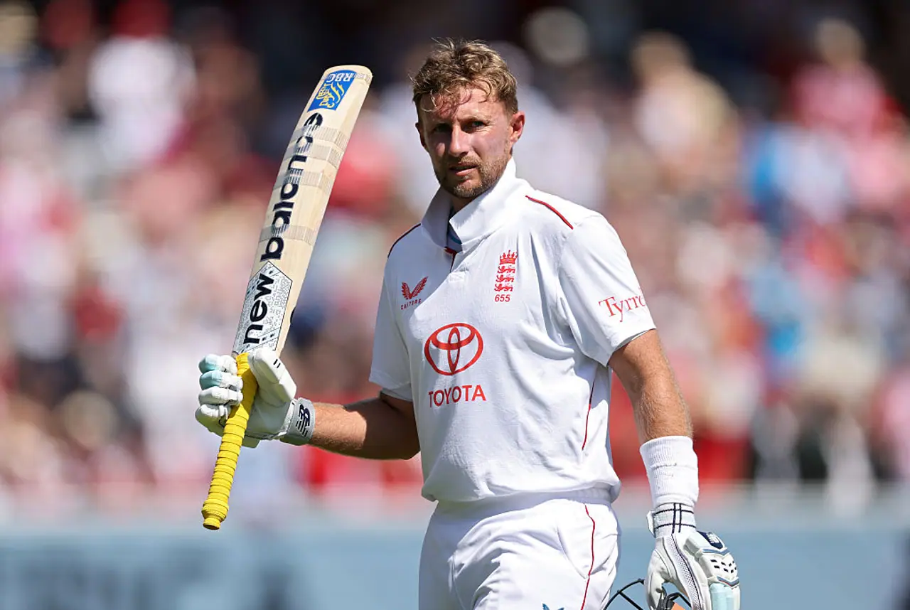 జో రూట్ చరిత్ర సృష్టించాడు