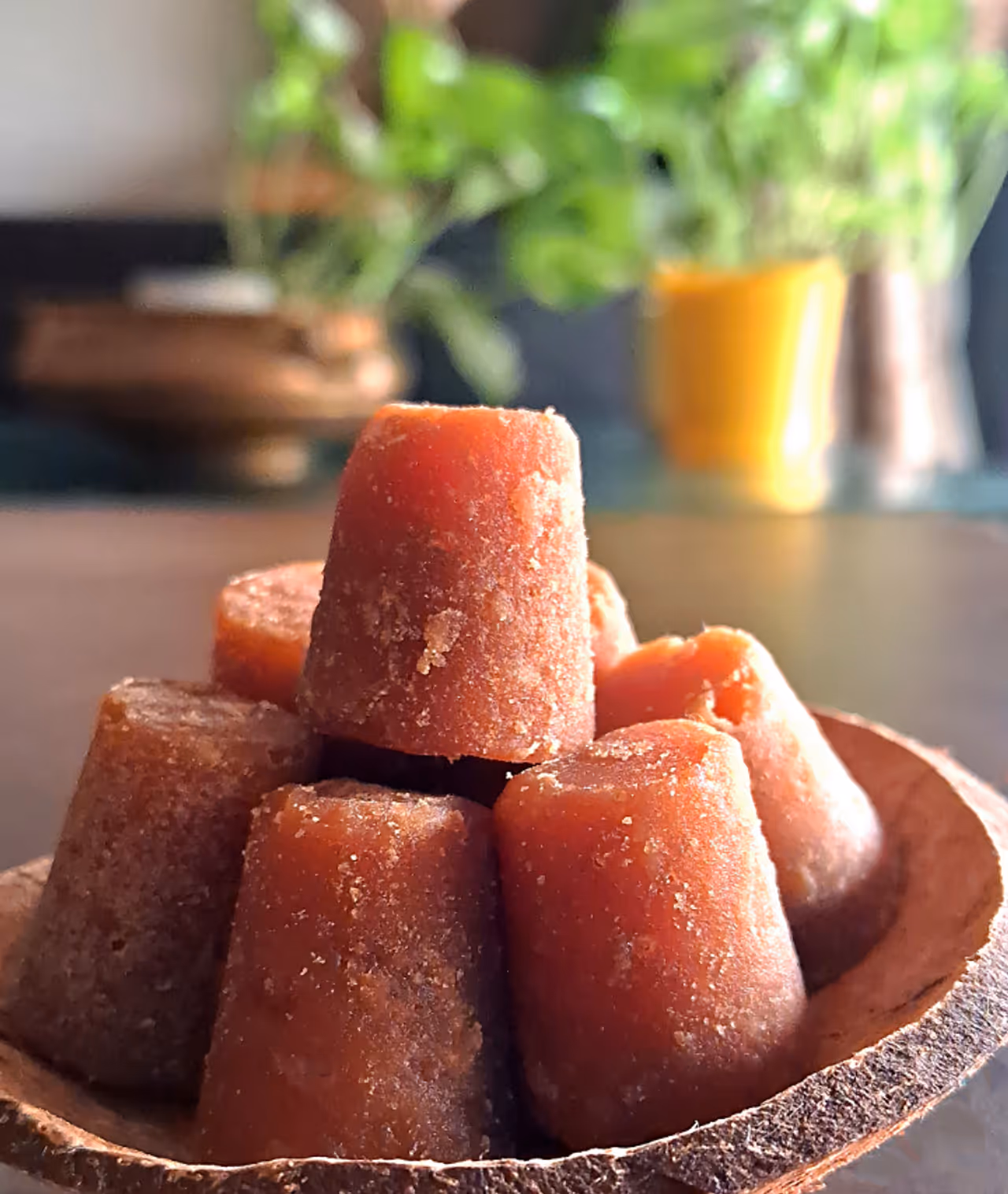 భోజనం తర్వాత బెల్లం తింటే ఏమవుతుంది? భోజనం తర్వాత బెల్లం తింటే ఏమవుతుంది?