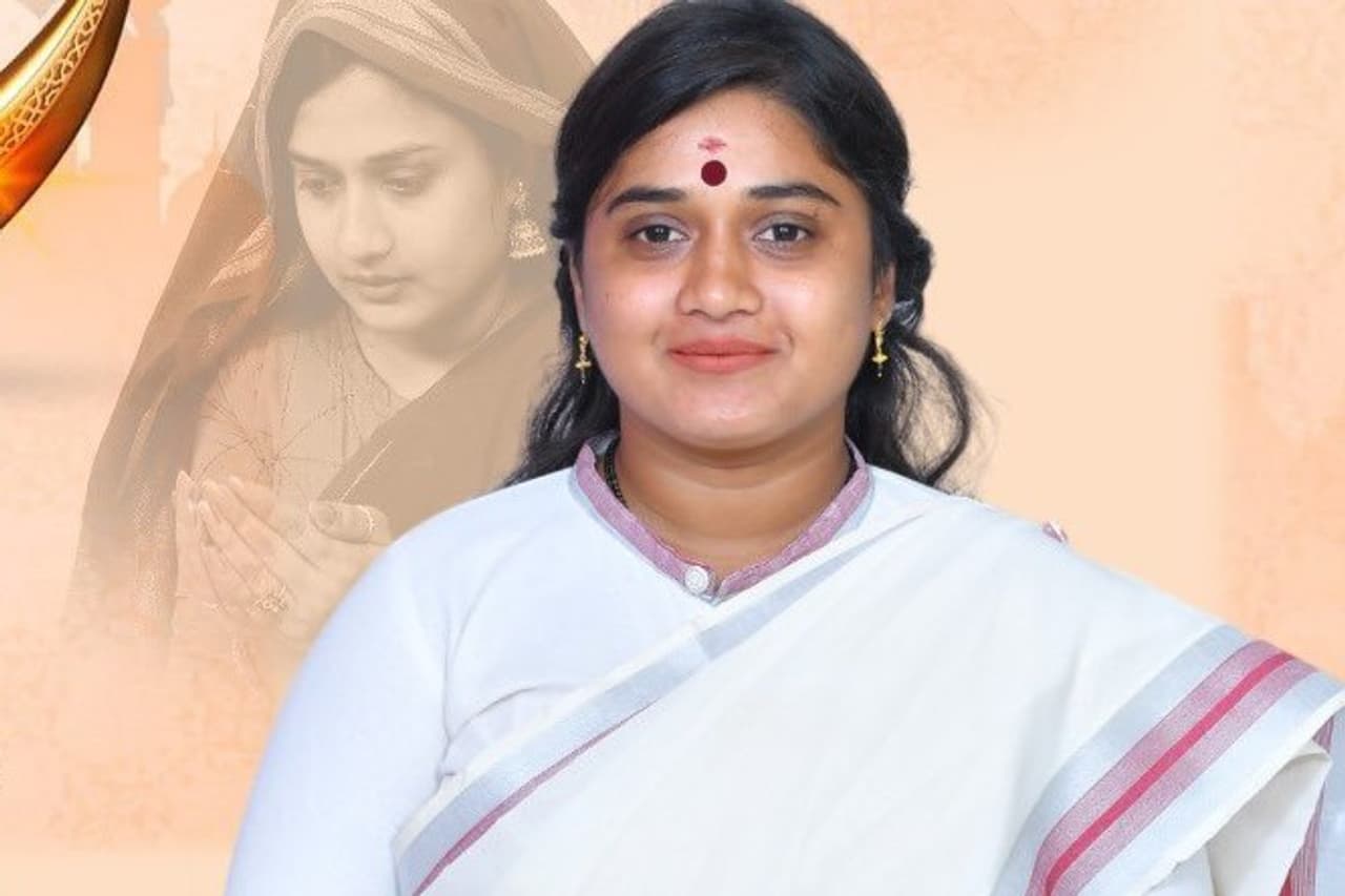 కోట వినుతకు జనసేన షాక్