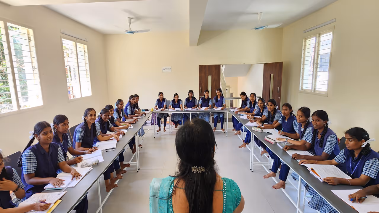 மாணவர்களுக்கான தமிழக அரசு திட்டங்கள்