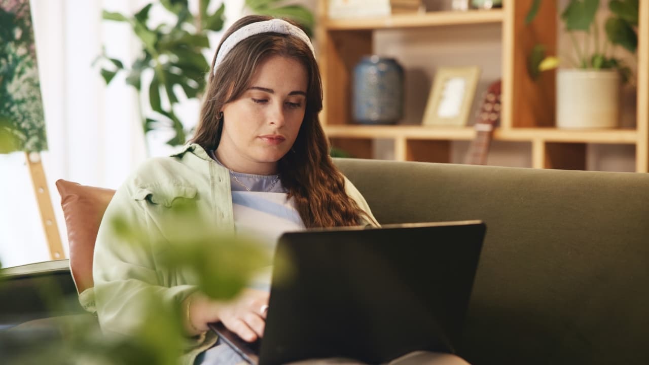 एयरोस्पेस इंजीनियर्स की बढ़ रही डिमांड एयरोस्पेस इंजीनियर्स की बढ़ रही डिमांड