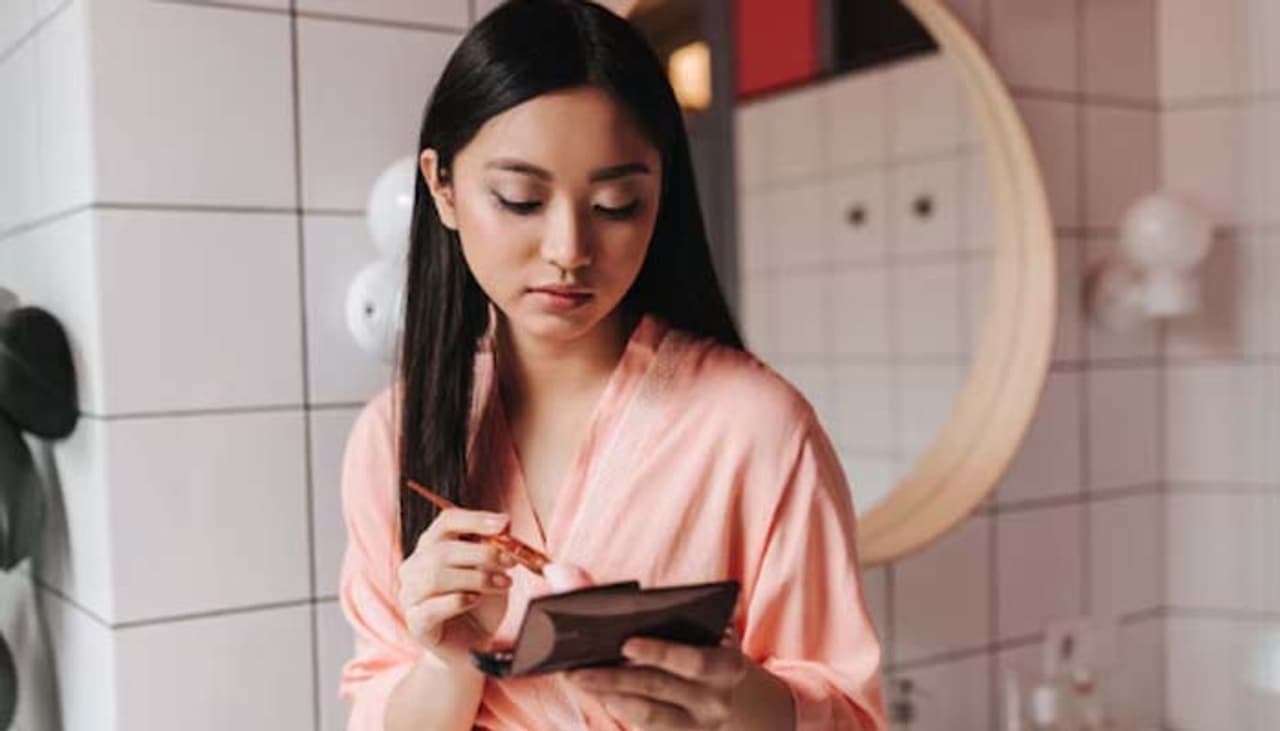 7 Skincare Steps in Monsoon