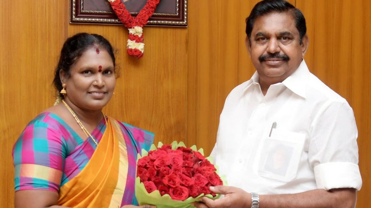  சத்யா பன்னீர்செல்வம்