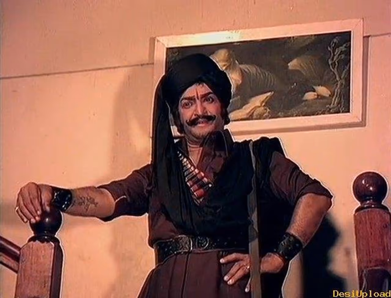 `బొబ్బిలిపులి`తో ఎన్టీఆర్ సరికొత్త సంచలనం `బొబ్బిలిపులి`తో ఎన్టీఆర్ సరికొత్త సంచలనం