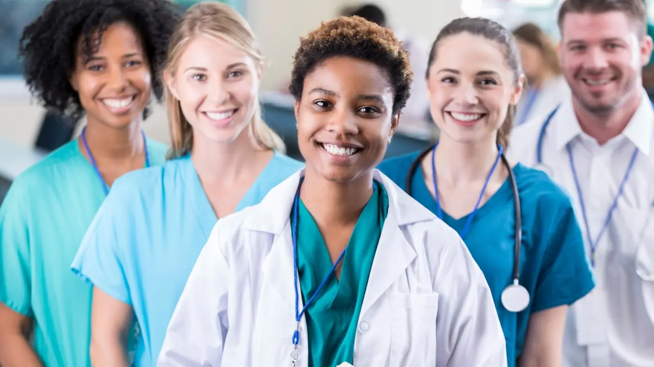 36 शासकीय वैद्यकीय महाविद्यालयांमध्ये बंपर नोकरभरती