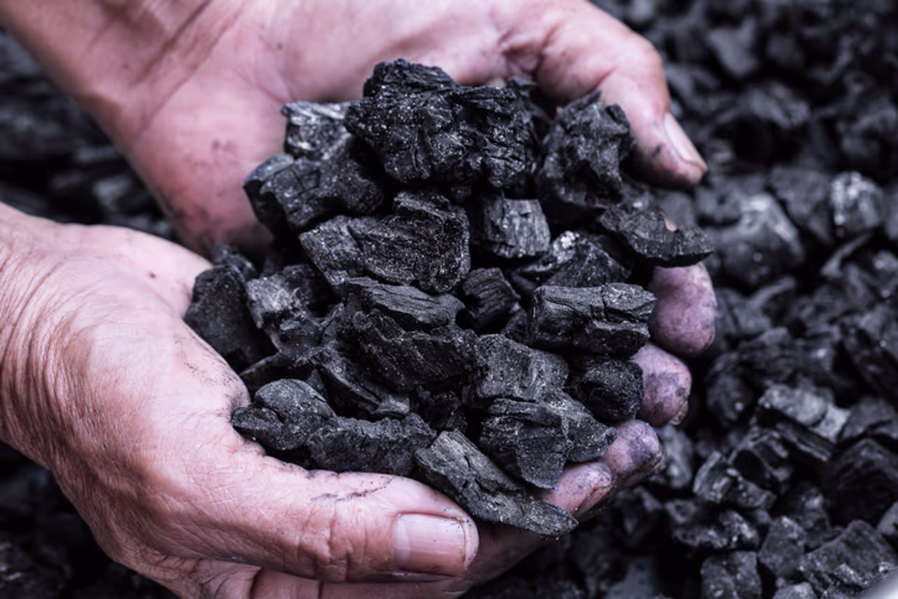 புதைபடிவ எரிபொருட்களின் முடிவும் தூய ஆற்றலின் எழுச்சியும்