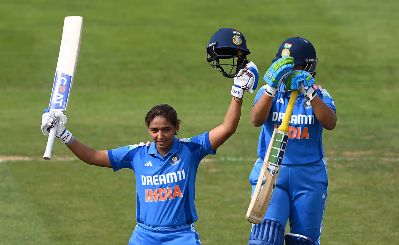 13 పరుగులతో మూడో వ‌న్డేలో భార‌త్ గెలుపు.. సిరీస్ మ‌న‌దే