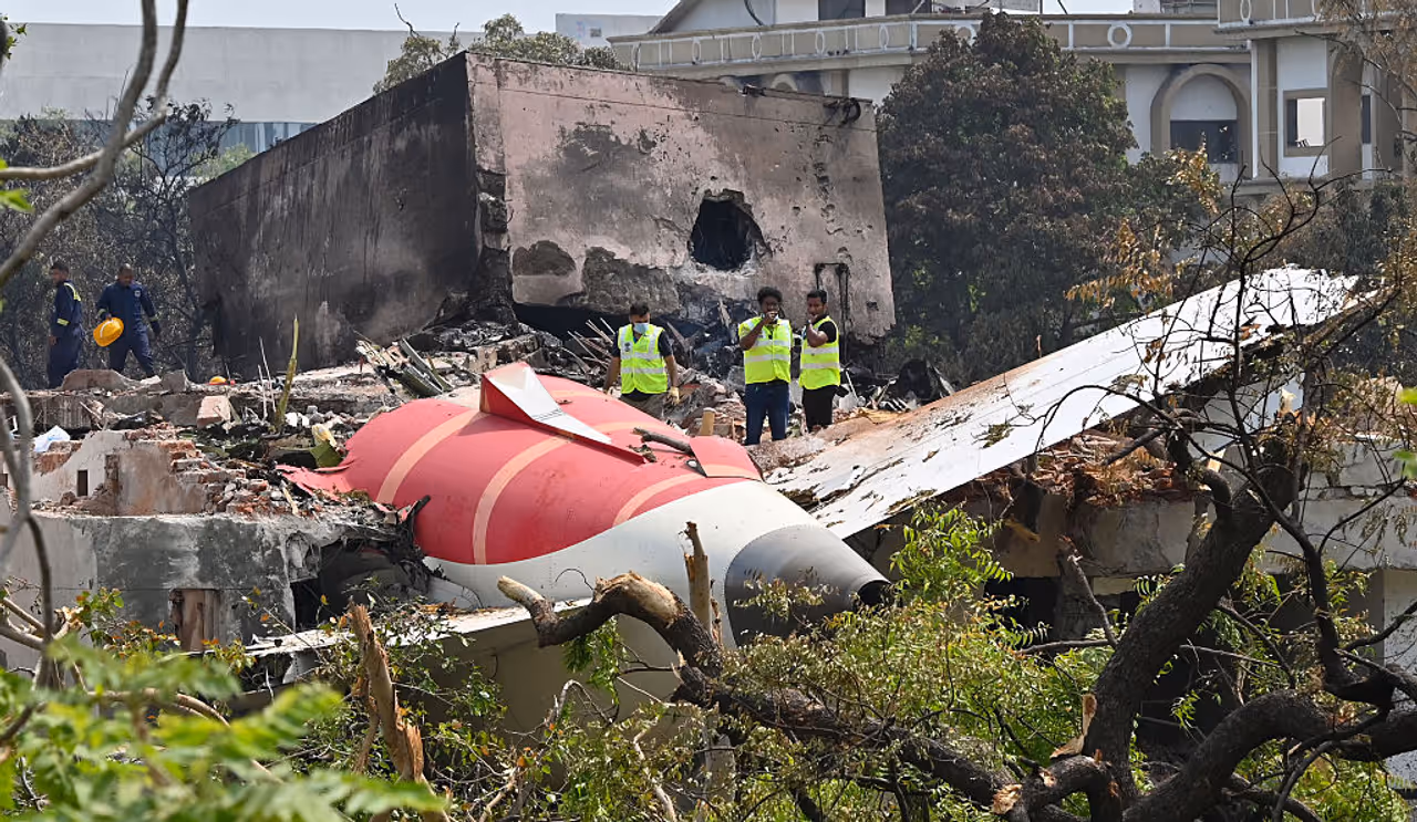 ஏர் இந்தியா விமான விபத்து