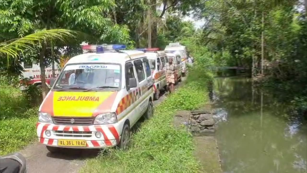 വള്ളം മറിഞ്ഞ് അപകടം