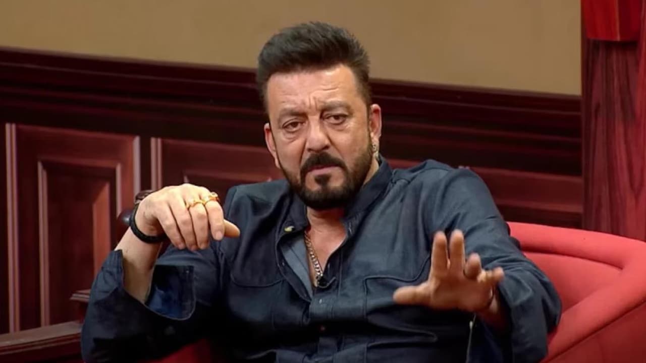 संजय दत्त लगातार फिल्मों में एक्टिव संजय दत्त लगातार फिल्मों में एक्टिव