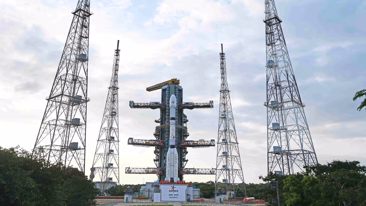 నాసాతో కలిసి ఇస్రో సరికొత్త ప్రయోగం నాసాతో కలిసి ఇస్రో సరికొత్త ప్రయోగం