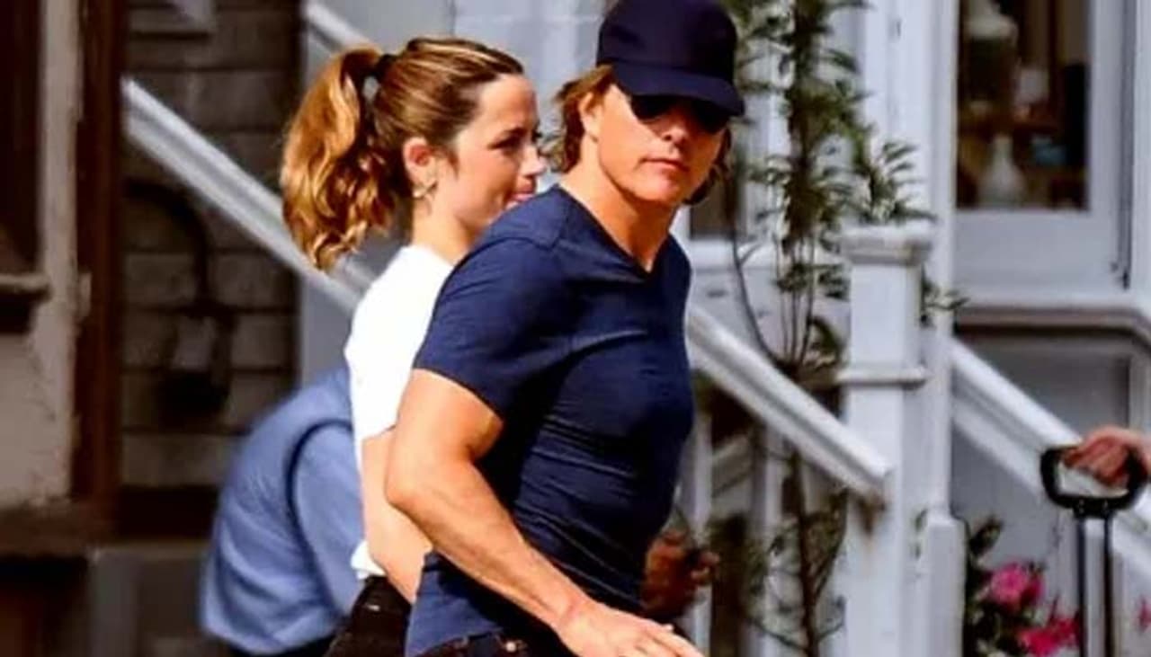 Most Trending Hollywood Rumored Relationships Most Trending Hollywood Rumored Relationships