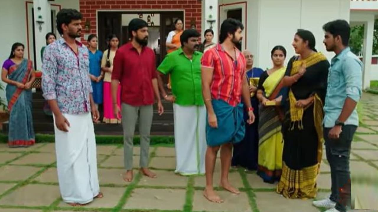 Ethirneechal Thodargiradhu Serial Actor Missing