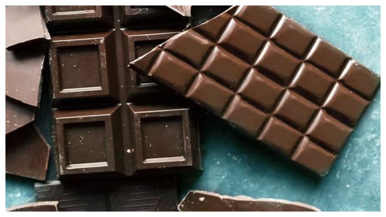 ডার্ক চকোলেটের থিওব্রোমিন কি বার্ধক্য রুখতে পারে? ডার্ক চকোলেটের থিওব্রোমিন কি বার্ধক্য রুখতে পারে?