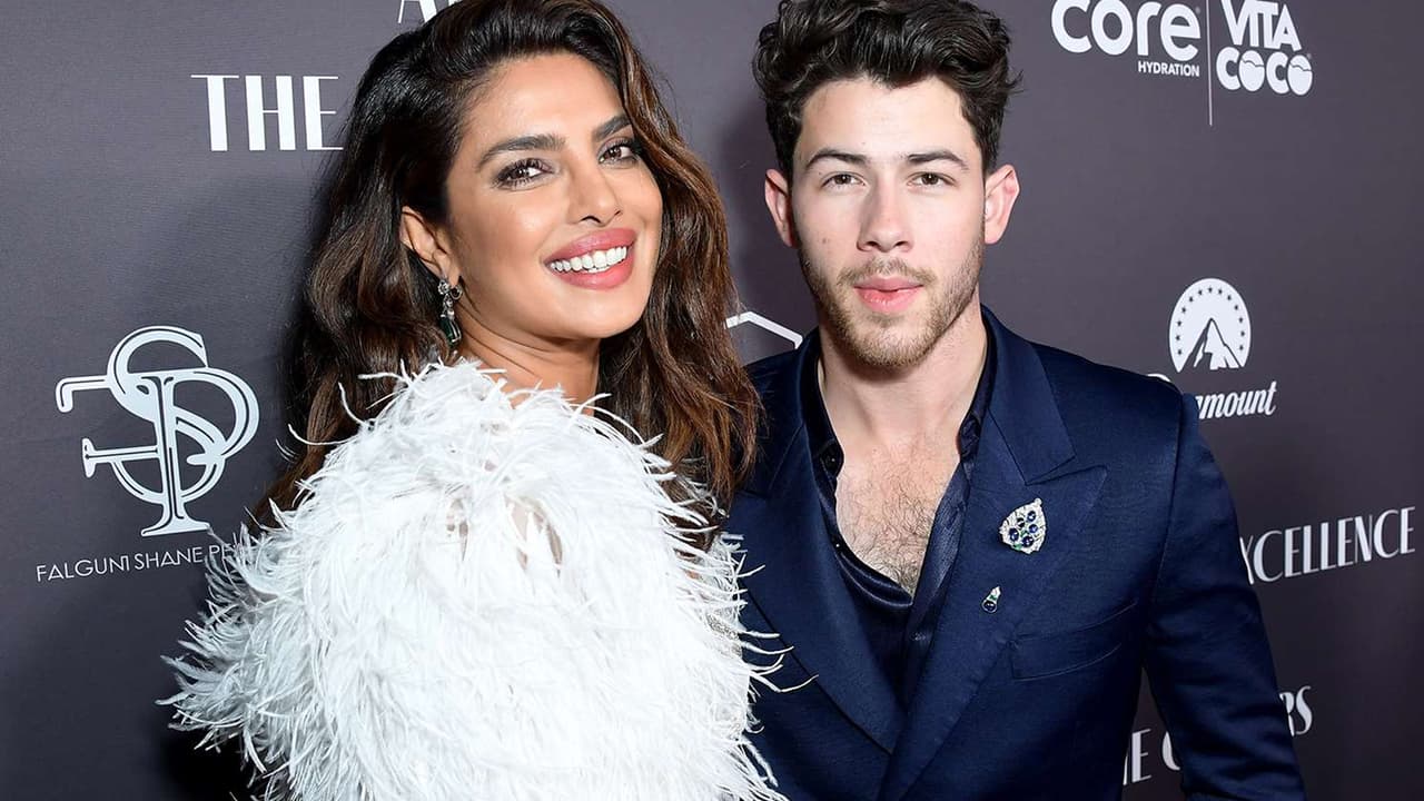 কালো বিড়াল বলে হেয় করতেন