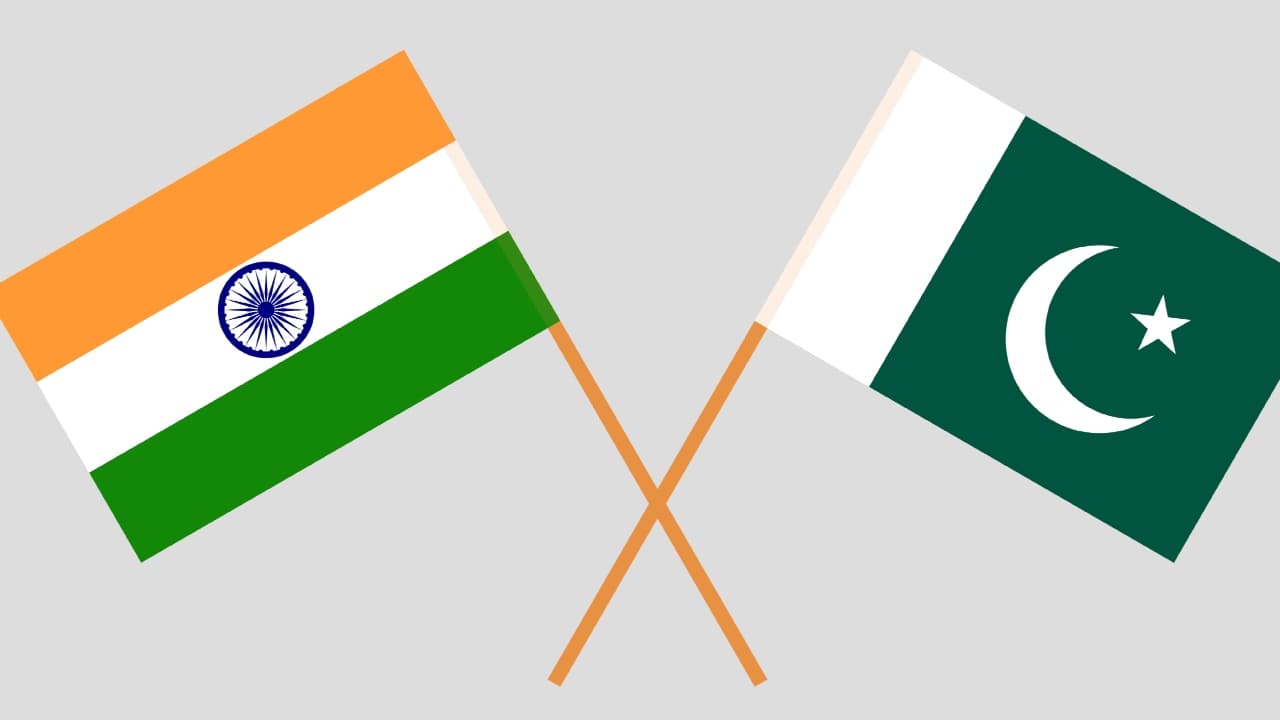 भारत के जैसे पाकिस्तान में भी होती है एक सिविल सेवा परीक्षा 