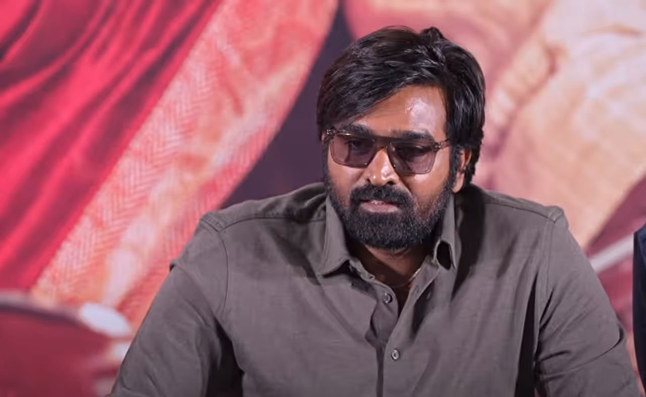 విలక్షణ నటుడిగా విజయ్ విలక్షణ నటుడిగా విజయ్