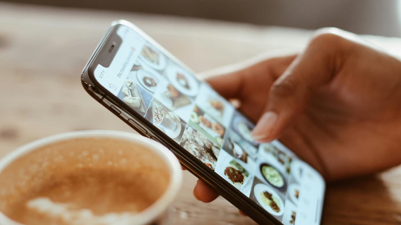 अमेजन से खरीदें Poco Smartphone अमेजन से खरीदें Poco Smartphone