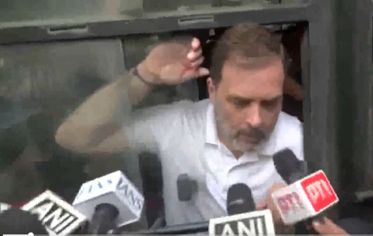 নির্বাচন কমিশনের হুঁশিয়ারি