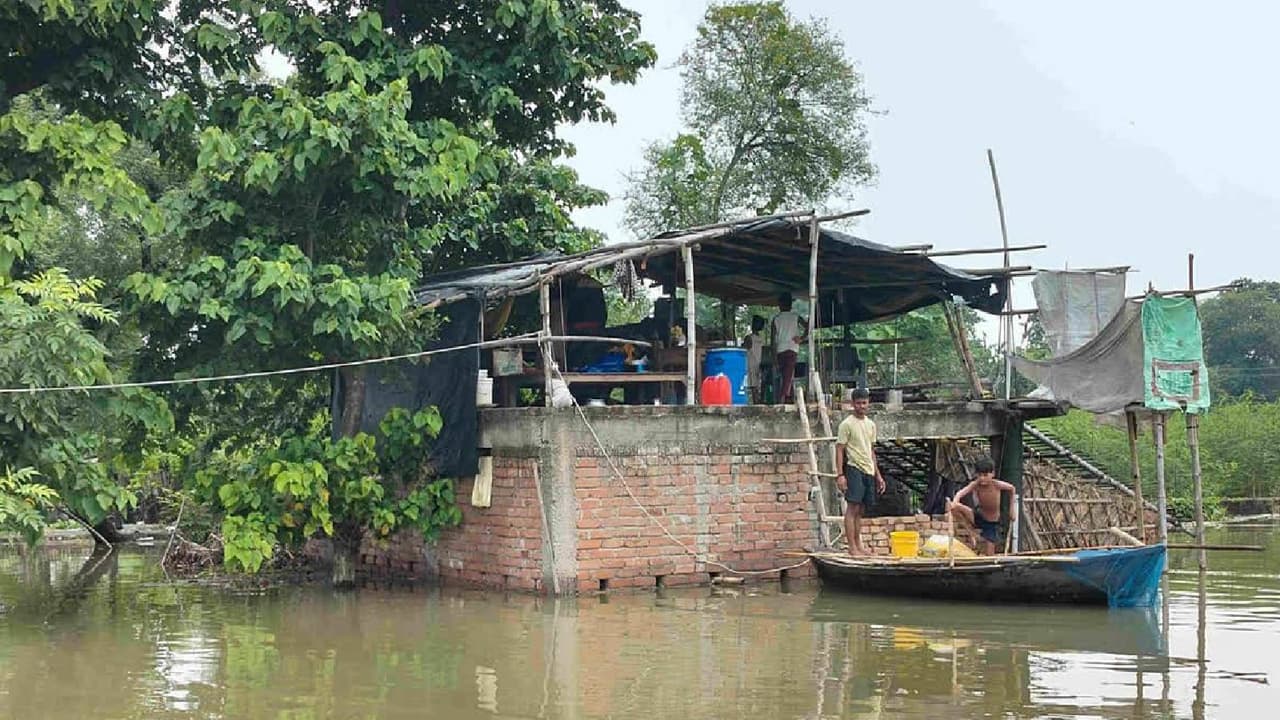 भागलपुर और मुंगेर में गंगा लाल निशान के ऊपर