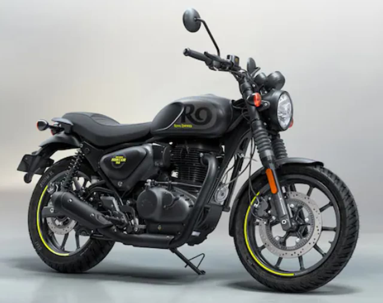 हंटर 350 च्या एकूण रंगांची संख्या आता सात हंटर 350 च्या एकूण रंगांची संख्या आता सात