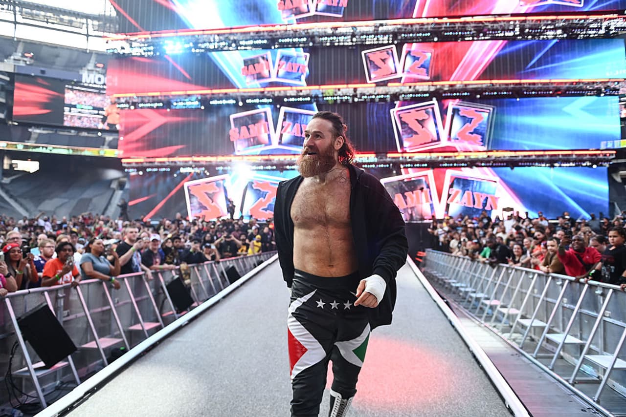 The Red Brand Has No Room in the World Heavyweight Title Scene