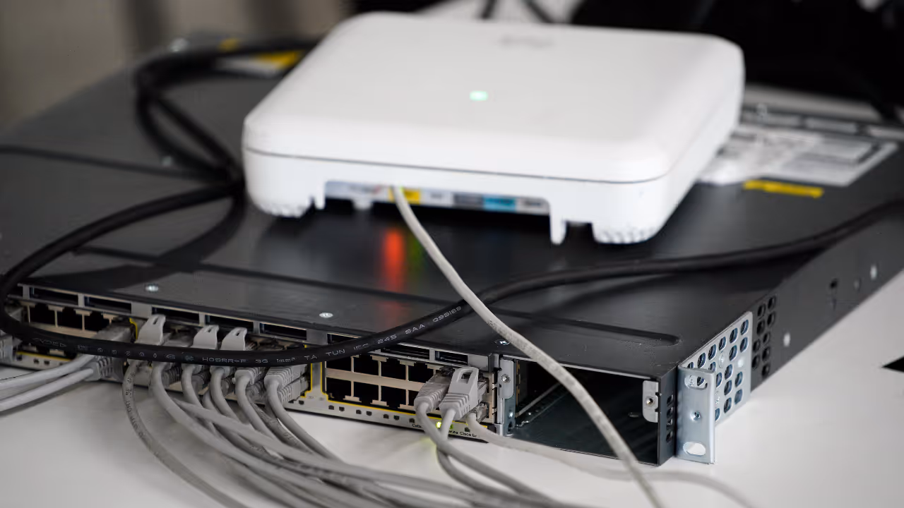 இணைய இணைப்பு தொல்லையா?