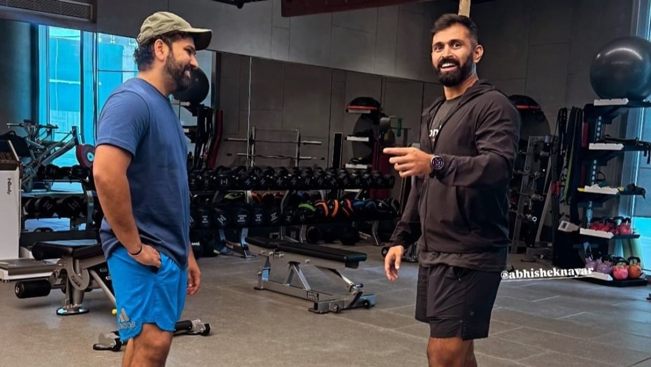 পাশে অভিষেক নায়ার, অস্ট্রেলিয়া সফরে ওডিআই সিরিজের প্রস্তুতি শুরু রোহিত শর্মার