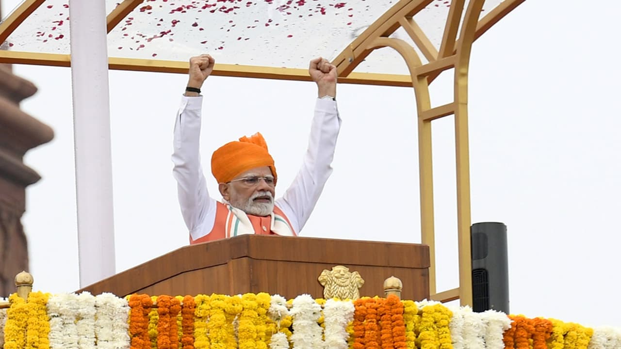 తొలి ‘మేడ్ ఇన్ ఇండియా’ సెమీ కండక్టర్ చిప్