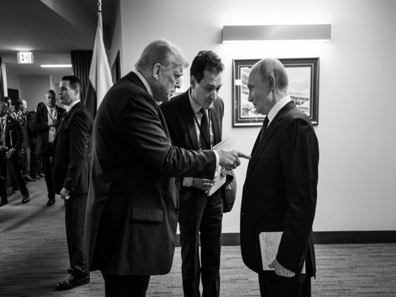 ভারত রাশিয়া থেকে তেল কিনছে না! ভারত রাশিয়া থেকে তেল কিনছে না!