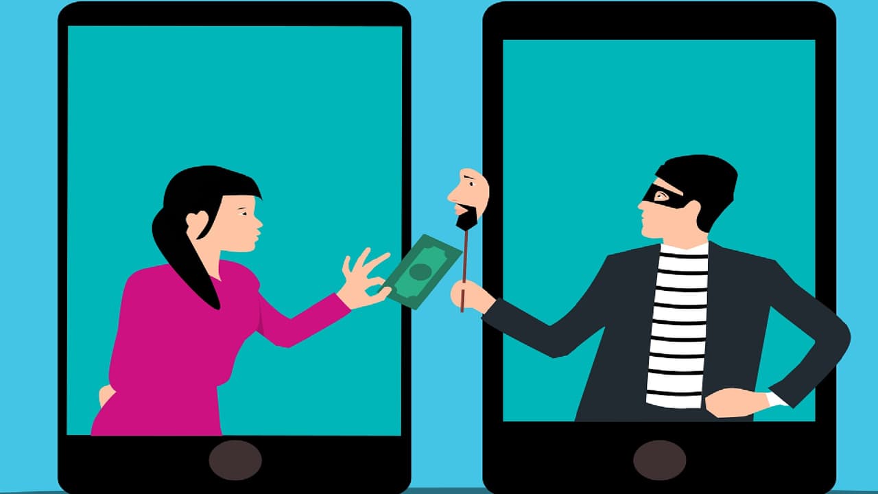 పాలు ఆర్డర్ చేస్తే 18 లక్షలు పోయాయి 