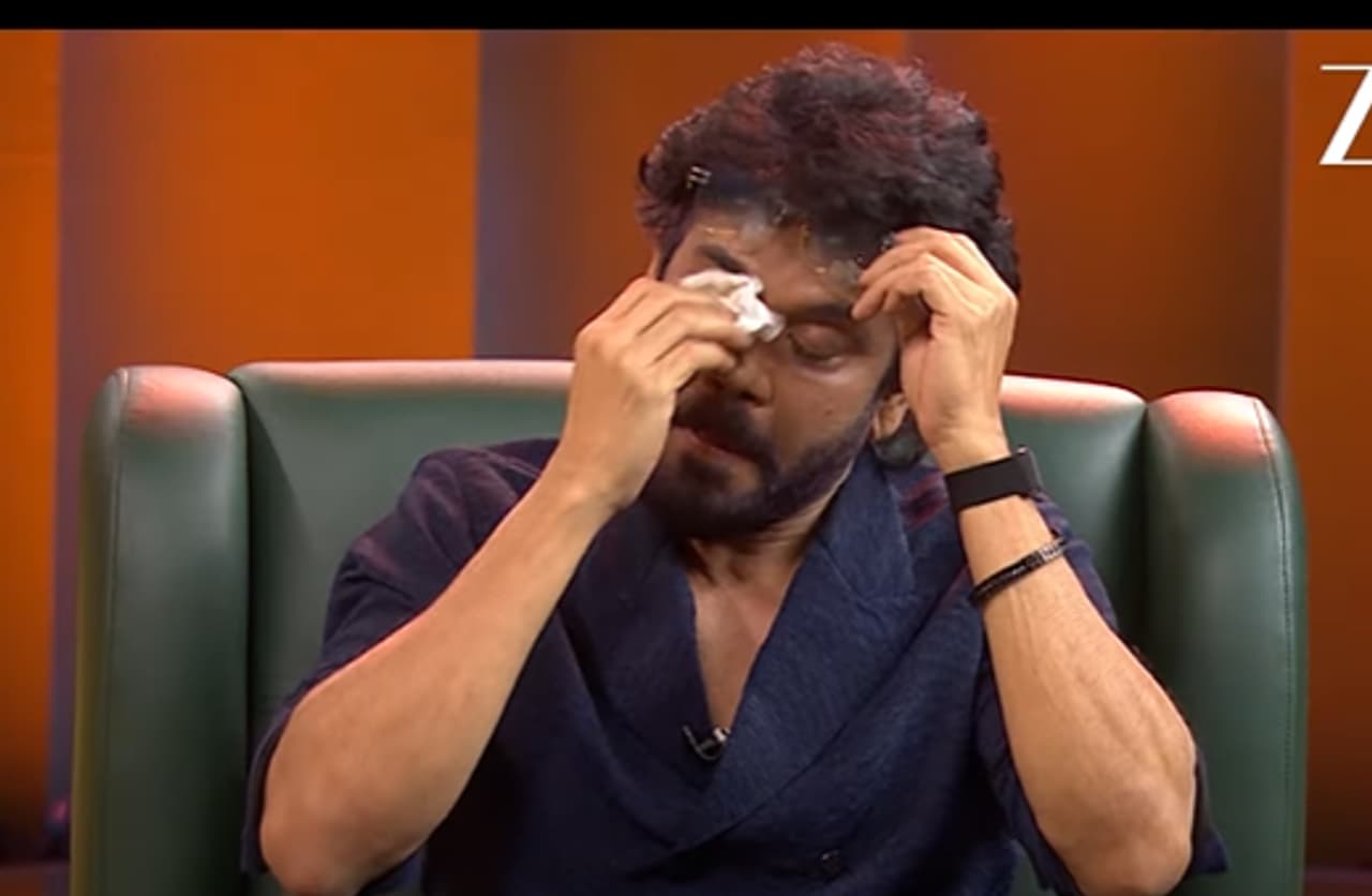 ಕಣ್ಣೀರು ಹಾಕಿದ ನಾಗಾರ್ಜುನ