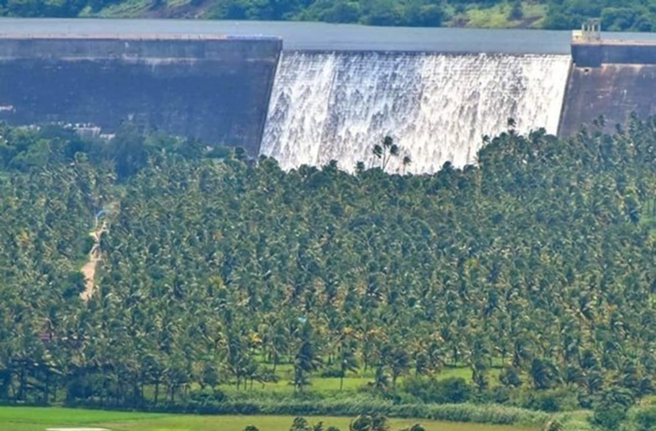 3வது முறை நிரம்பிய அடவிநயினார் அணை 3வது முறை நிரம்பிய அடவிநயினார் அணை