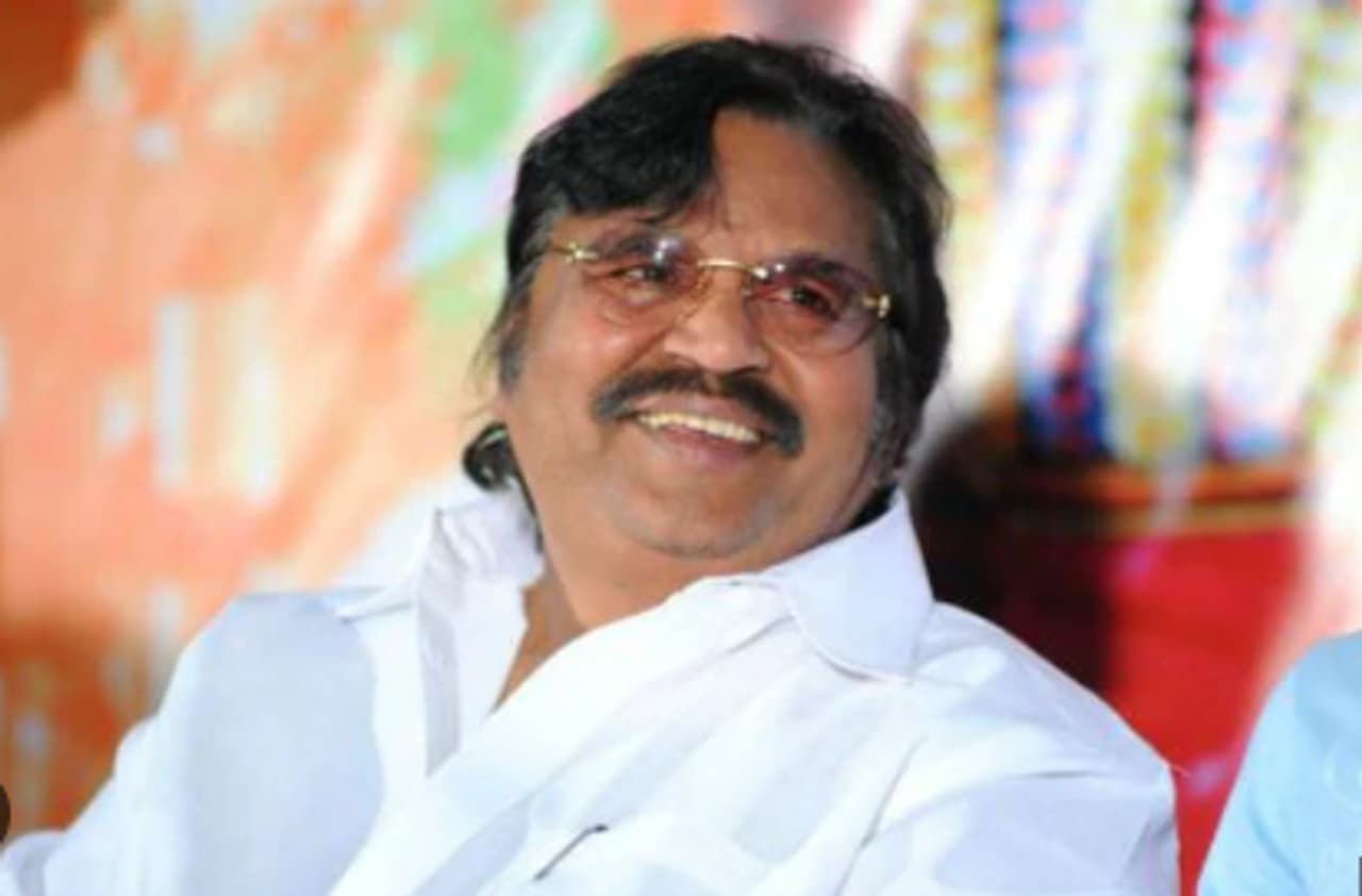 ఇండస్ట్రీకి పెద్దదిక్కుగా దాసరి