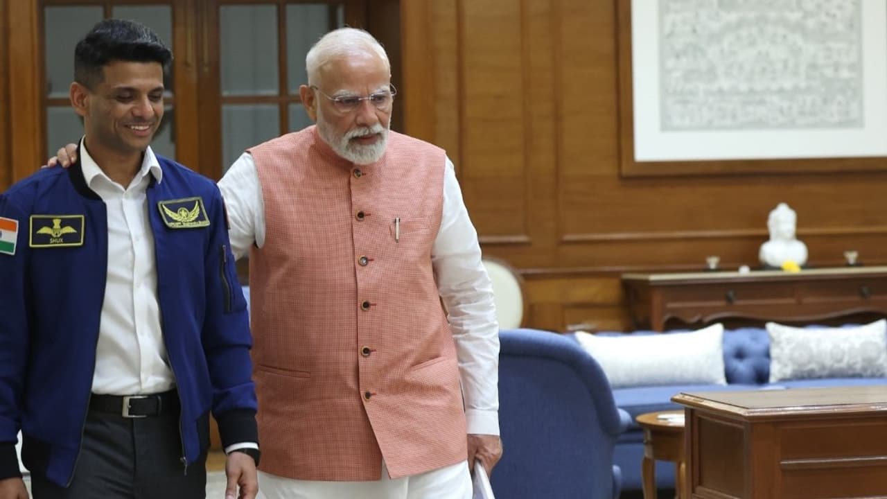 இந்தியாவின் எதிர்கால விண்வெளிப் பயணங்கள்