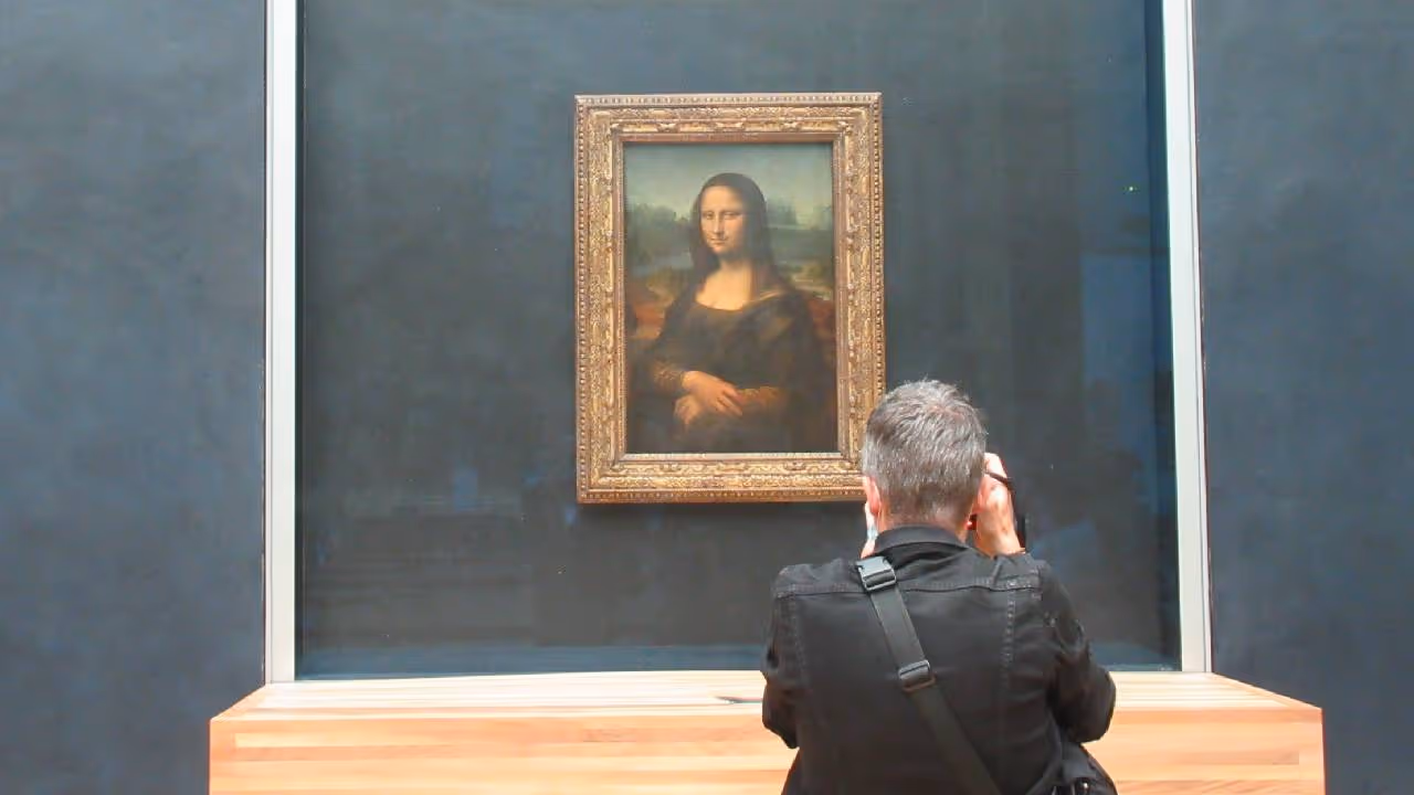 The Mona Lisa Theft (The Louvre, August 21, 1911) The Mona Lisa Theft (The Louvre, August 21, 1911)