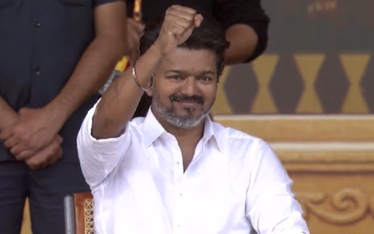 மீண்டும் திரைக்கு வரும் ப்ரண்ட்ஸ்: 