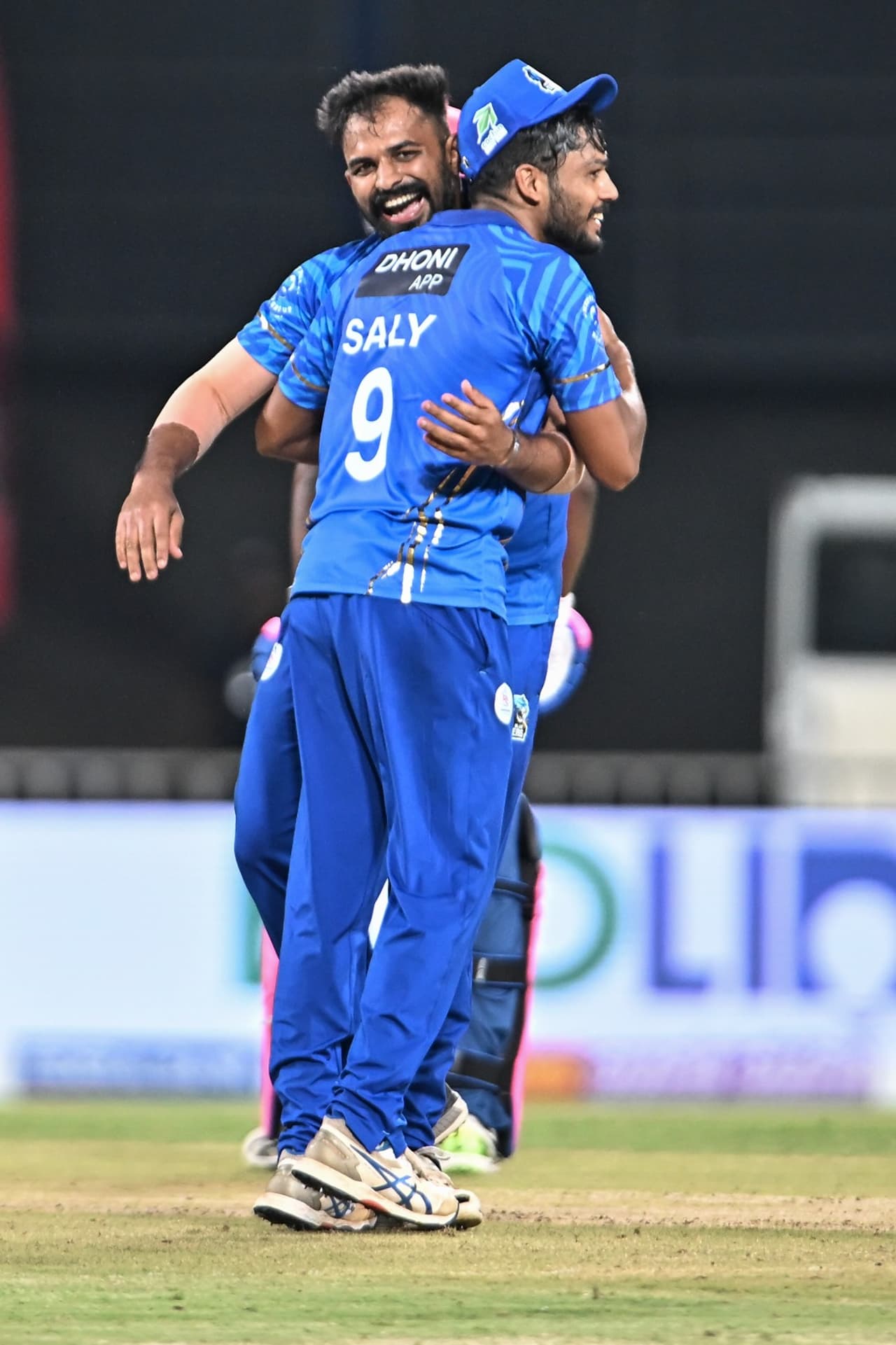 വരവറിയിച്ച് അഖിന്‍ സത്താര്‍