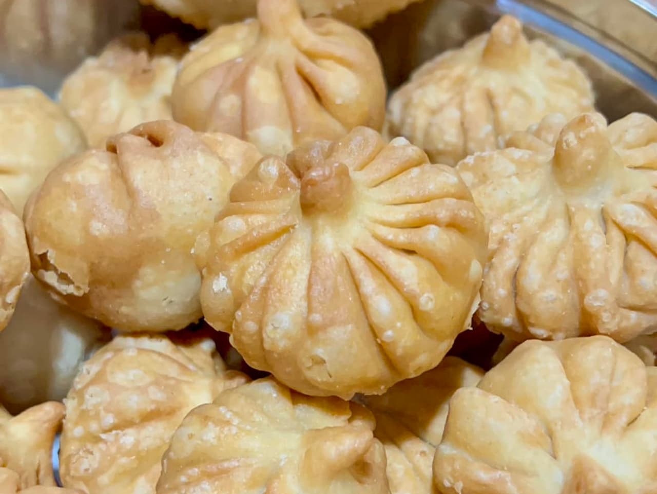 २१ मोदकांचा नैवेद्य