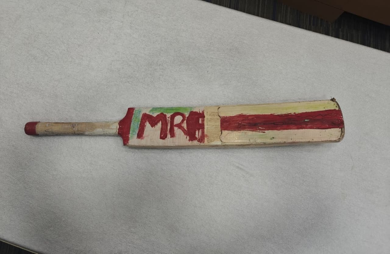 కేవలం బ్యాట్ కోసం హత్యా..! కేవలం బ్యాట్ కోసం హత్యా..!