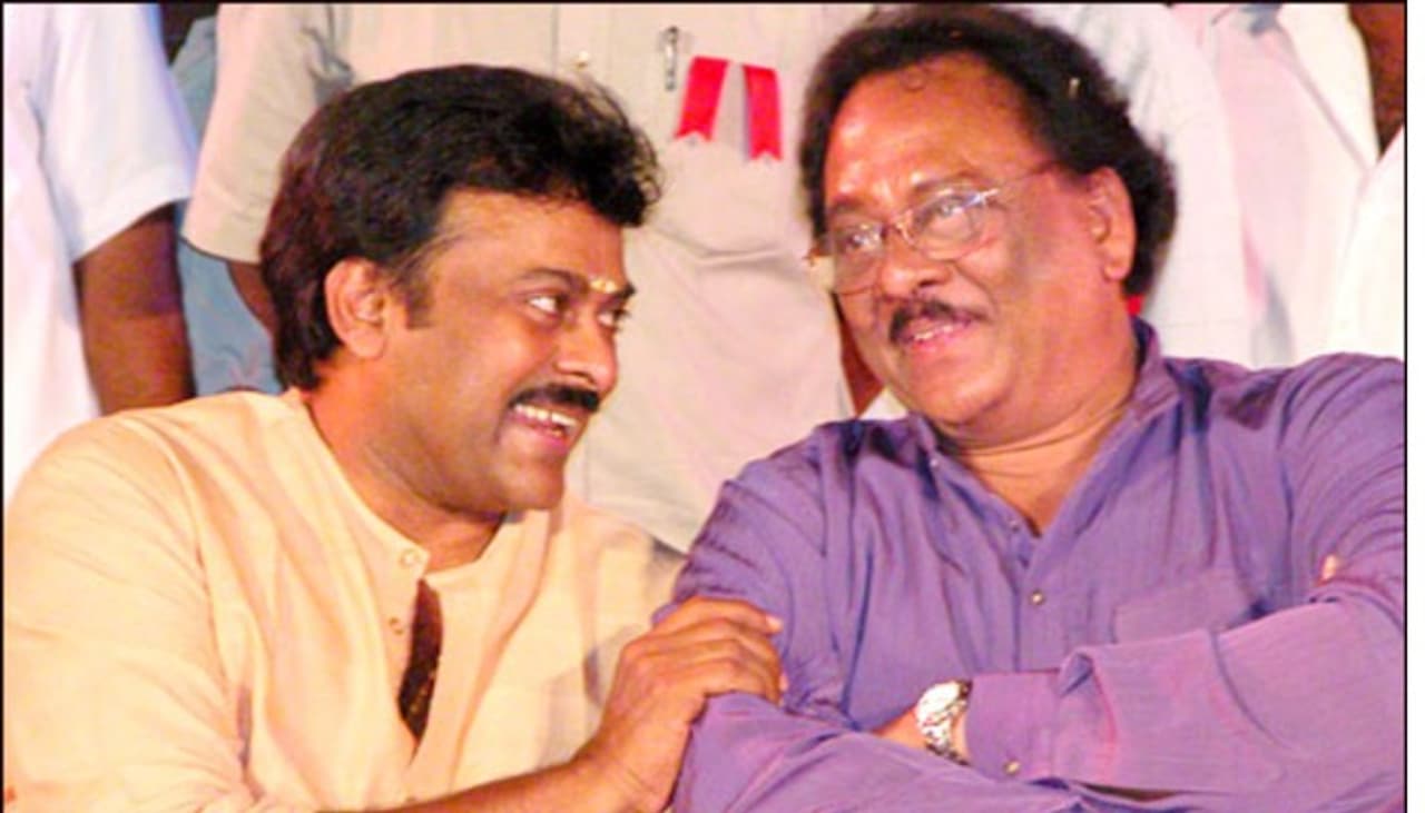 కృష్ణంరాజు, చిరంజీవి బాక్సాఫీస్ యుద్ధం కృష్ణంరాజు, చిరంజీవి బాక్సాఫీస్ యుద్ధం