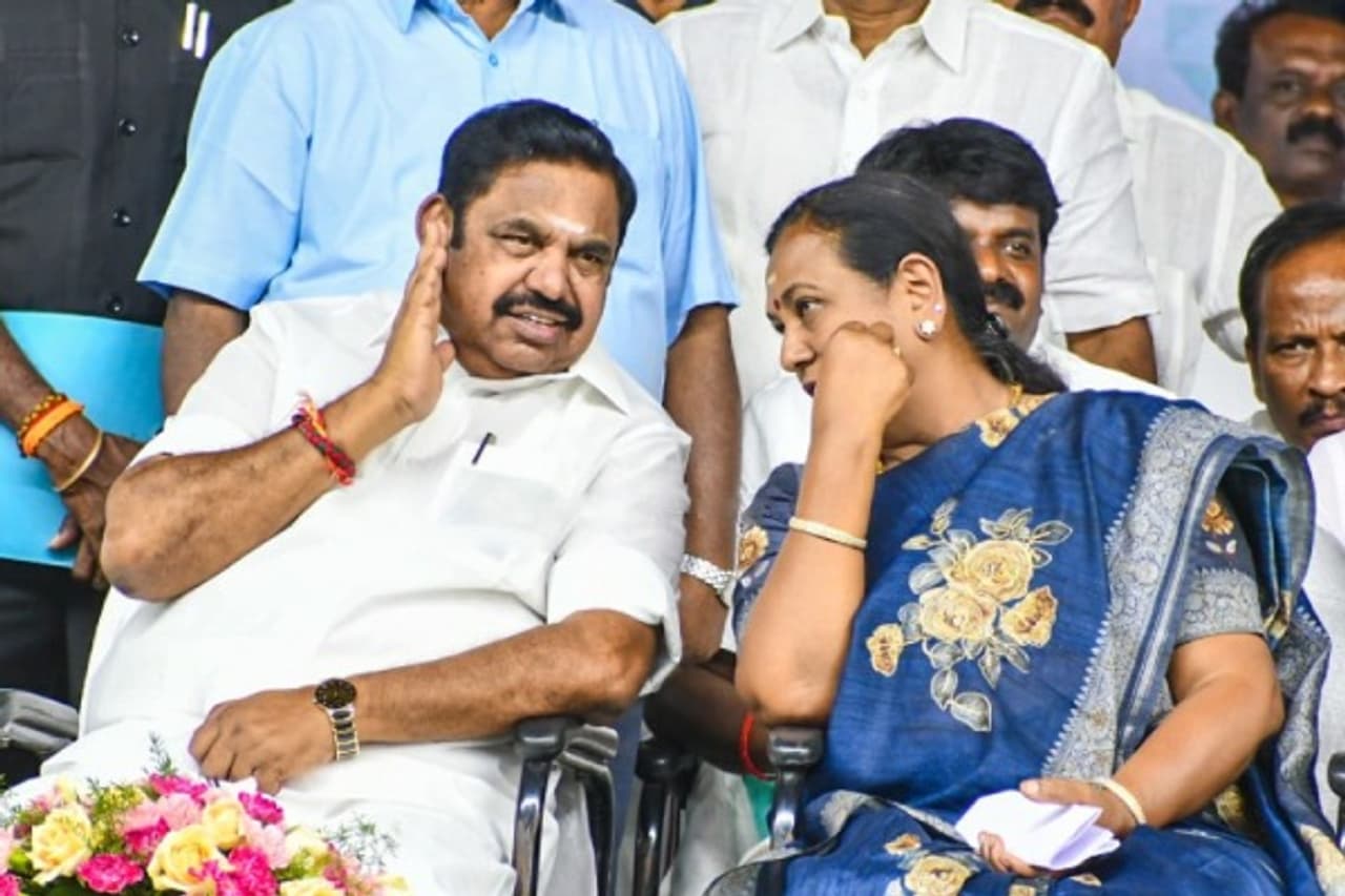 அரசியல் தலைவர்கள் தீவிர சுற்றுப்பயணம்