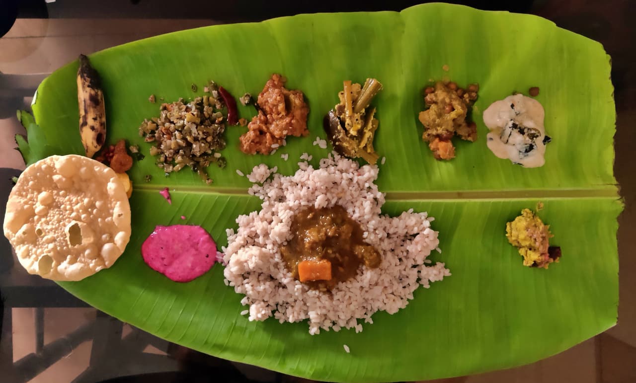 Why Banana Leaf Meals Are Healthier