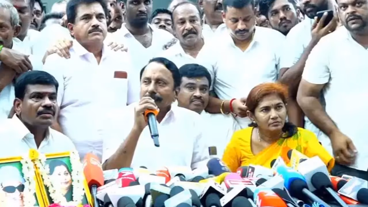 முன்னாள் எம்.பி. சத்தியபாமா