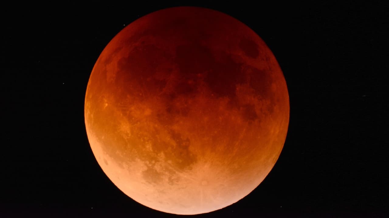 చంద్రగ్రహణంపై ఎన్నో నమ్మకాలు